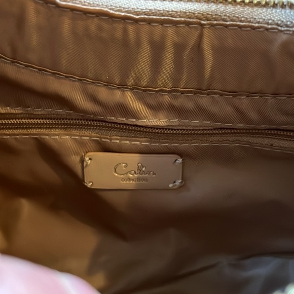 Calin ribbon strap quilted shoulder bag, vegan leather, zip closure, NWT - Picture 4 of 9